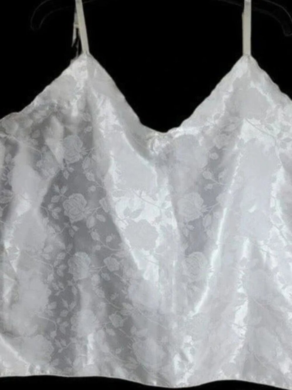 Camisole 1X white silky floral rose print cami scalloped edge